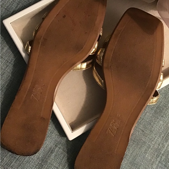 Zara Metallic Gold Women's Sandals.Size 10 - Picture 5 of 5